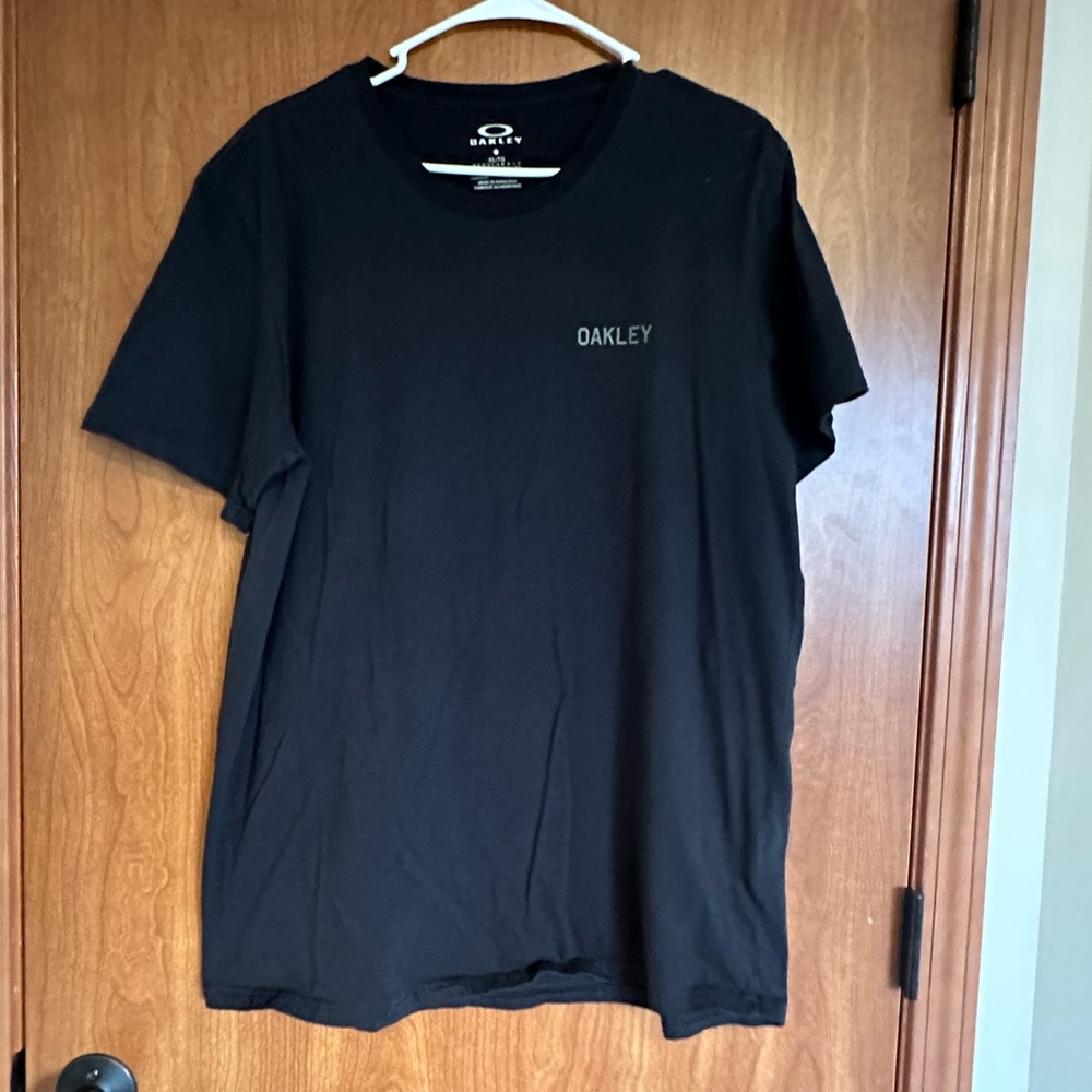 Oakley Men's Black Short Sleeve Tee